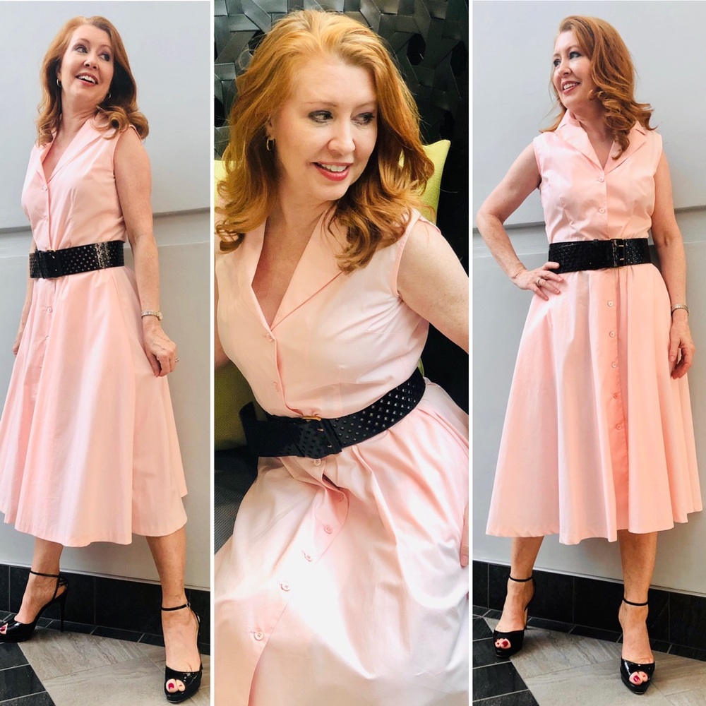J PETERMAN classic dress with pockets in a gorgeous peach color- LIKE NEW!